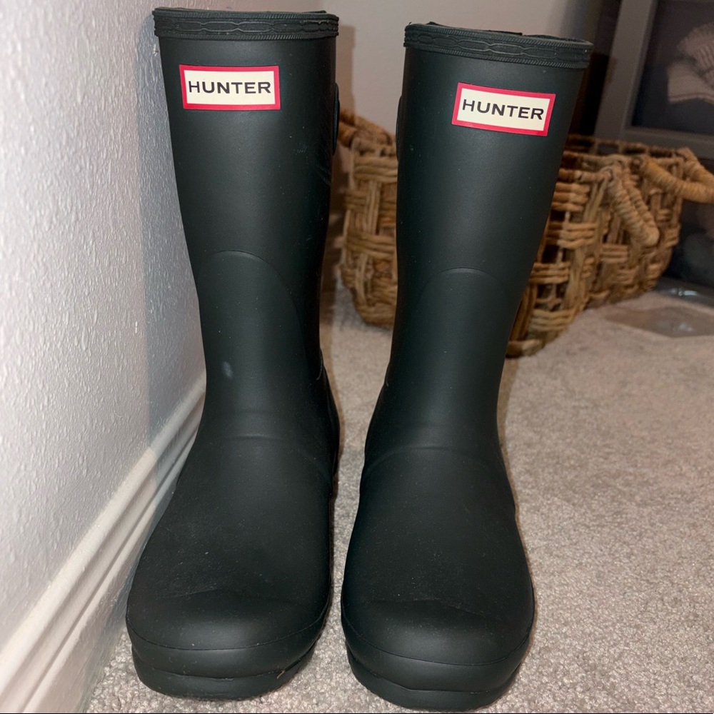 Hunter Boot Adjustable Short Boot with Green Back Strap and Silver Hardware